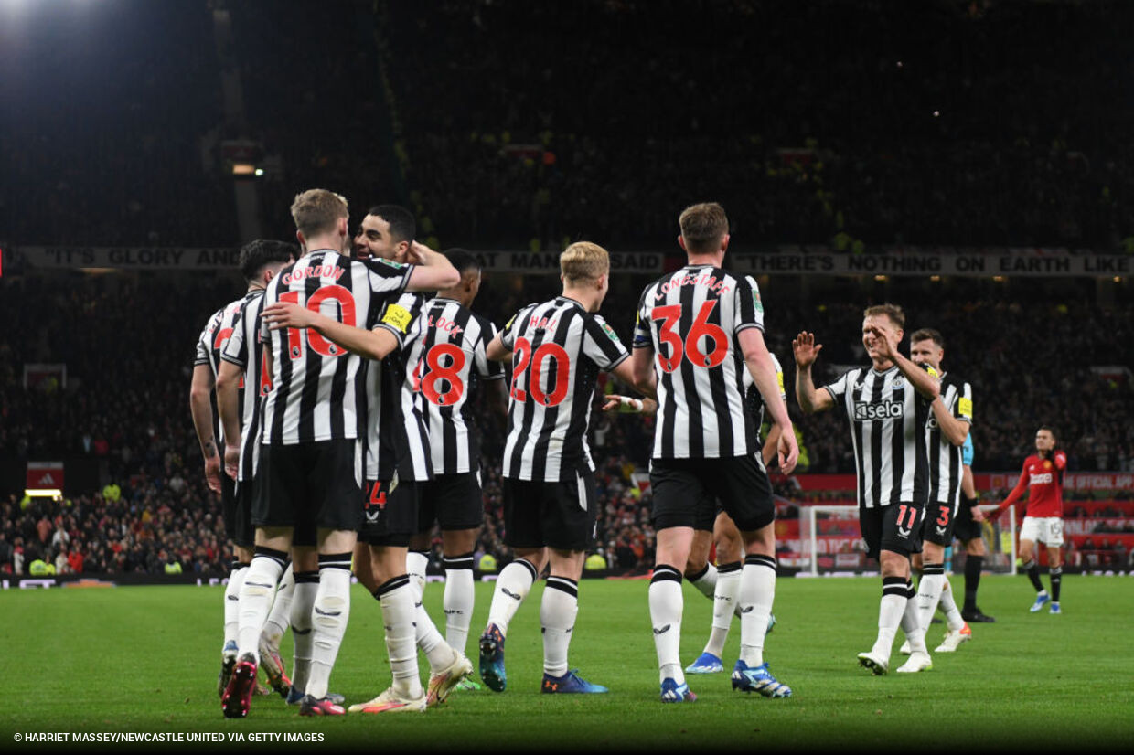 Newcastle supera Manchester United em jogo da Premier League