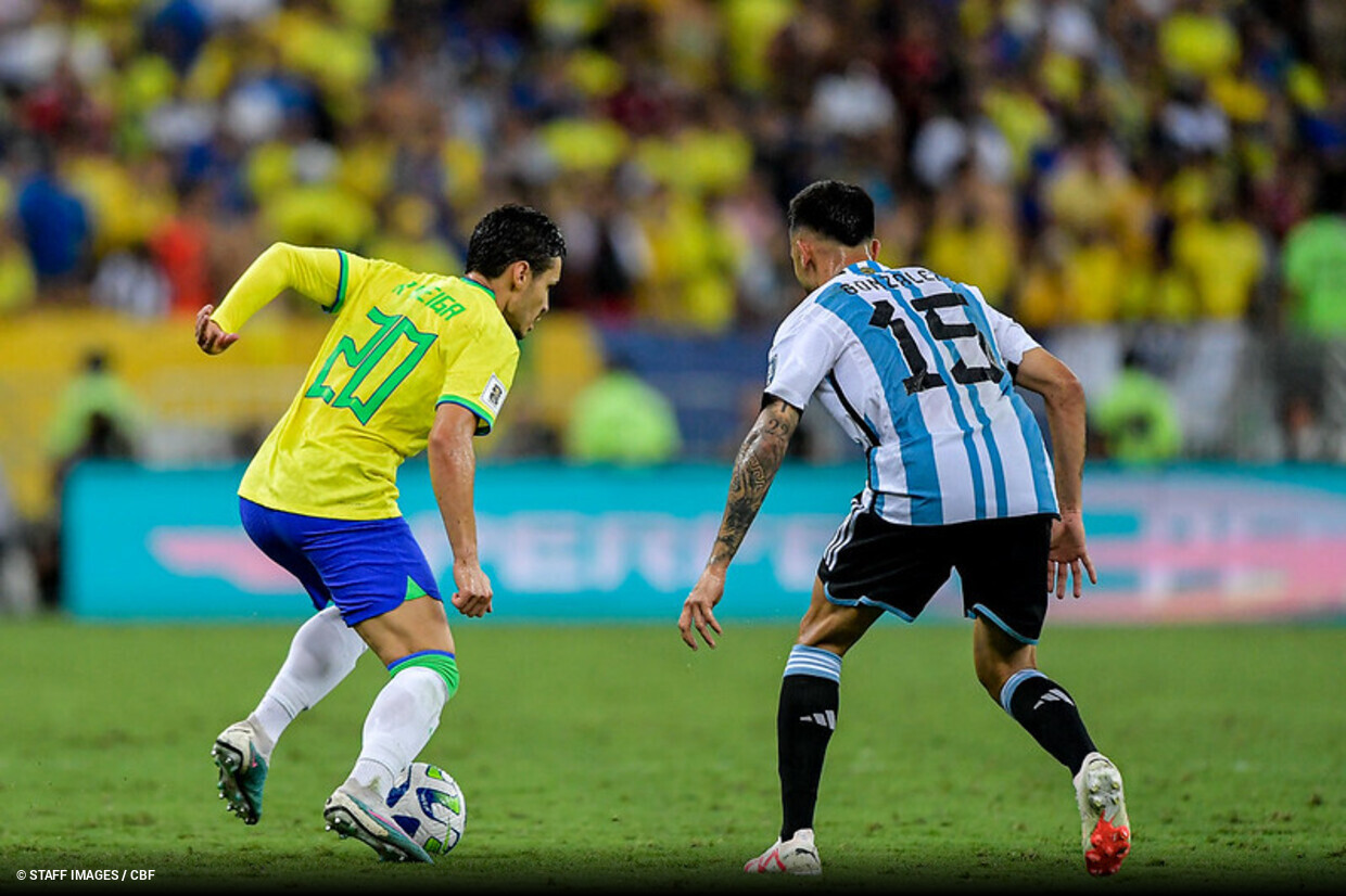 Argentina vence clássico tenso no Maracanã e amplia crise do