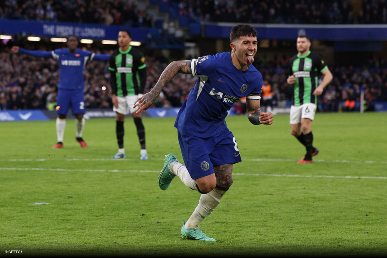 João Pedro marca, mas Chelsea vence Brighton e se recupera no