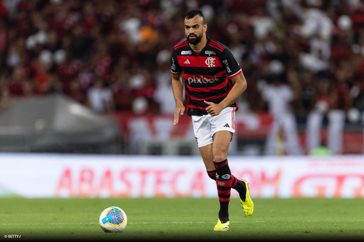 Flamengo encaminha venda, e Fabrcio Bruno deve jogar na Premier League