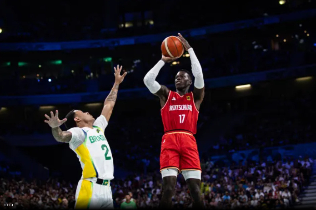 Schroder comanda vitria da Alemanha contra o Brasil; Frana vence no sufoco