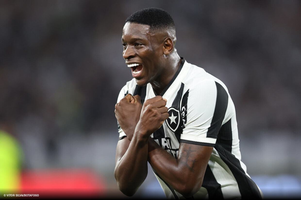 Botafogo sai na frente do Palmeiras e fica mais perto das quartas