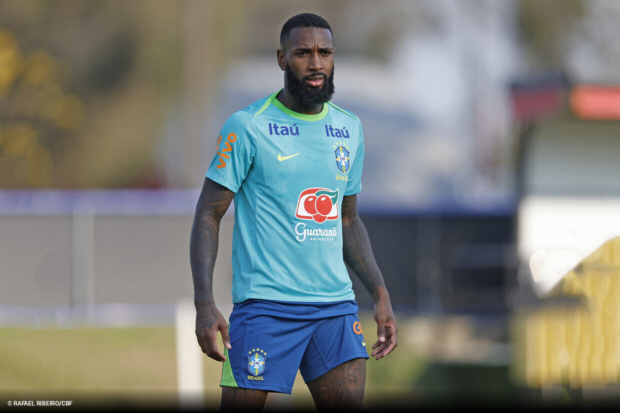 Gerson comemora retorno  seleo e retomada aps cirurgia: 'Poderia no jogar mais'