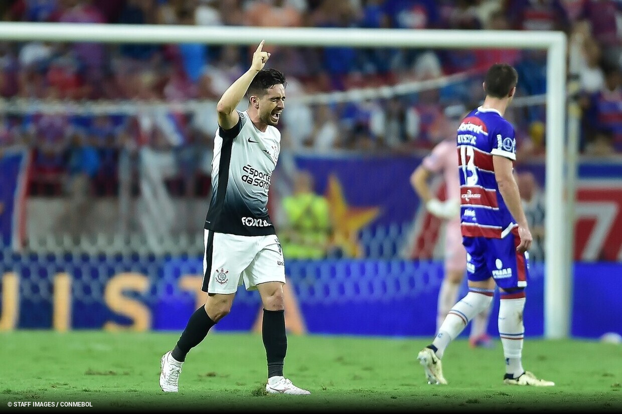 Corinthians domina Fortaleza na Arena Castelo e abre boa vantagem na Sula