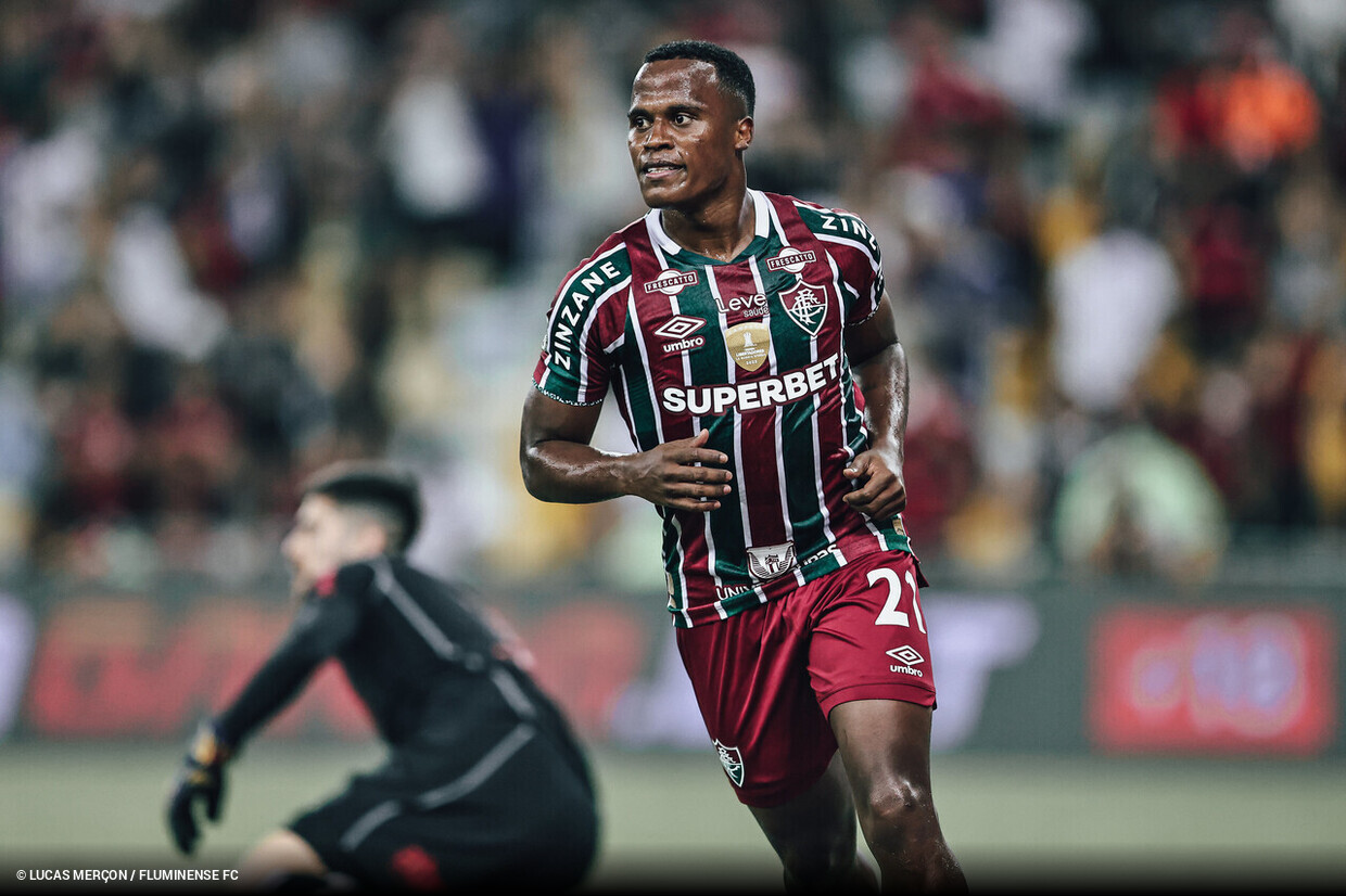 Galatasaray  a concorrncia do Cruzeiro por Arias