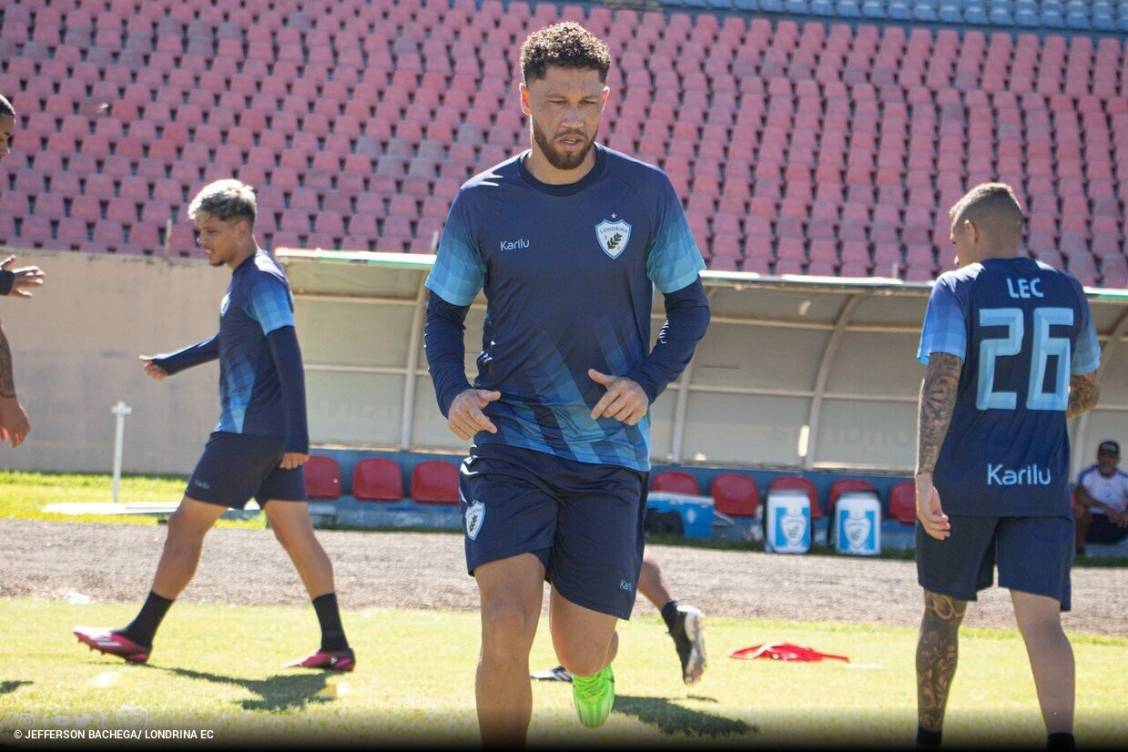 Lucas Marques  a quinta contratao do Londrina para 2025