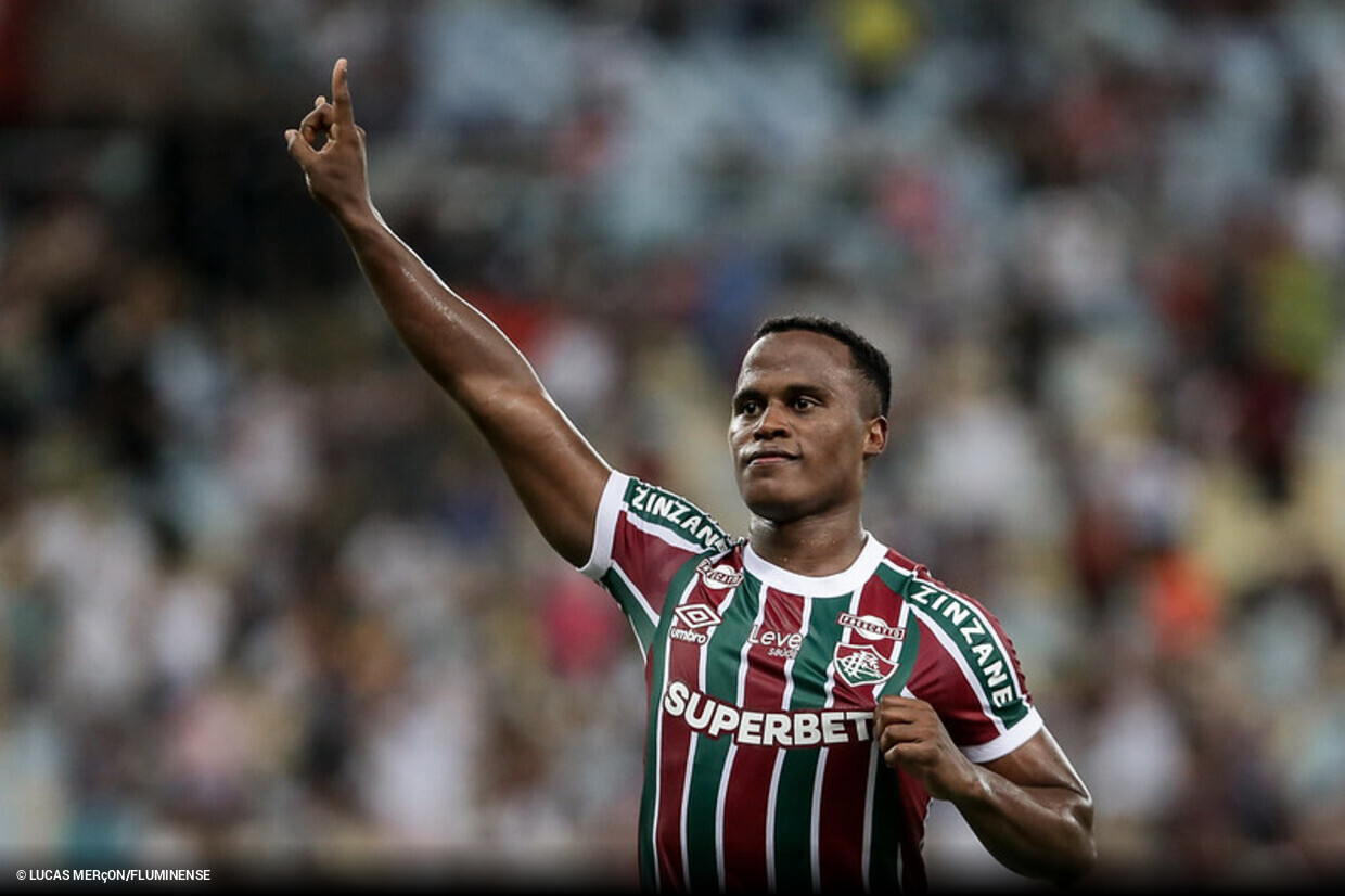 Fluminense atropela o Volta Redonda e coloca um p e meio na final do Carioca
