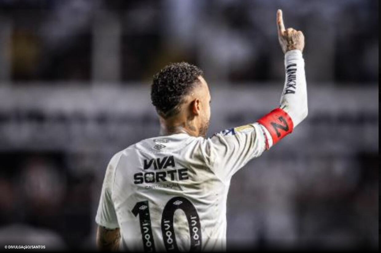 Neymar abre o caminho de falta, Santos supera Bragantino e avana no Paulista