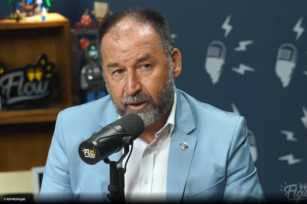 LAMENTOU! Augusto Melo diz que tudo entre Corinthians e Tite estava certo